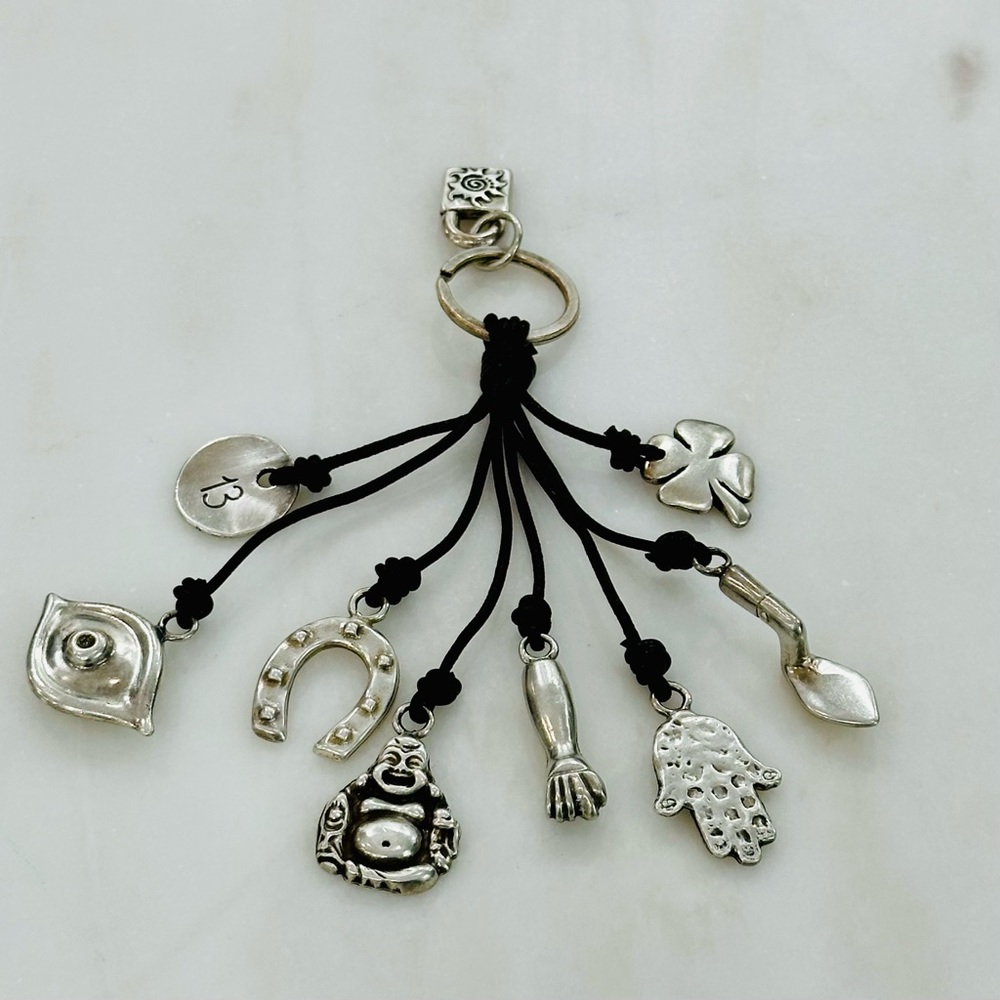 ALL THINGS LUCKY UNOde50 Keychain